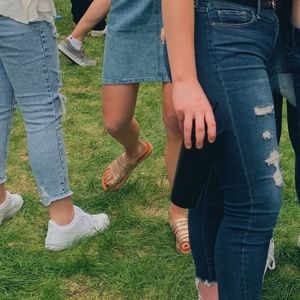 Size 29 ABERCROMBIE JEANS